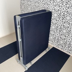 折りたたみベッド
の画像