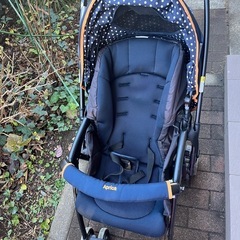 アップリカ ベビーカー AIR RIA（エアリア） ブラック 中古