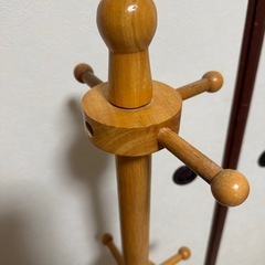 【商談中】木製衣類かけの画像
