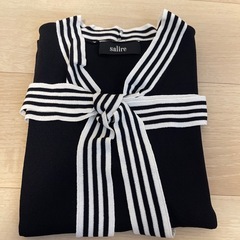 salireトップス
の画像