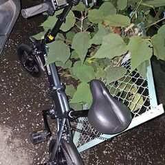 折り畳み電動自転車14インチの画像