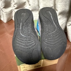 keenキッズブーツ、BREEZEニットの画像