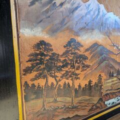 珍レトロ!　平成元年（1989年）制作　襖に木彫りの絵画です。の画像