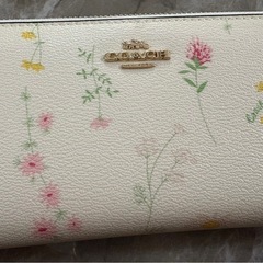 COACH 花柄 長財布の画像