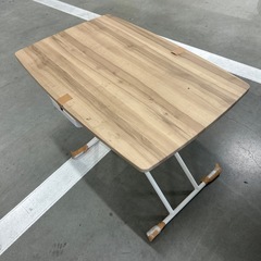 【引き渡し者決定】折りたたみテーブル⭐️の画像