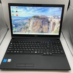 ノートPC/黒/i5/20GB/256GB/Office2024/FUJITSU
の画像