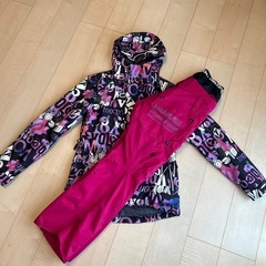 スノーボードウェア VOLCOM、DESCENTE