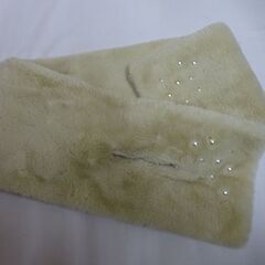 ( E-115 )ティペット ２つセット ベージュ パープルベージュ MOONBAT ムーンバット フェイクファー マフラー パール 紫 中古の画像