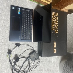 ASUS　2画面ノートパソコン
