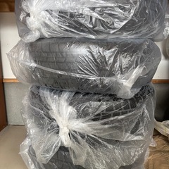 スタッドレスタイヤの画像