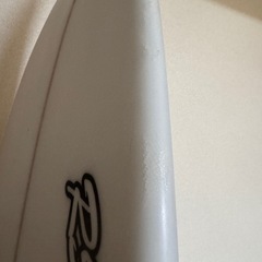 R5    サーフボードの画像