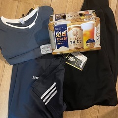 新品の服とプラスα