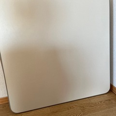 こたつテーブルの画像