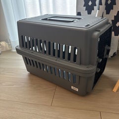 犬用ケージ
の画像