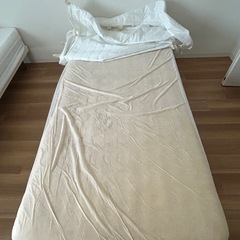 無印良品シングルベッド用マットレス（フレームなし）の画像