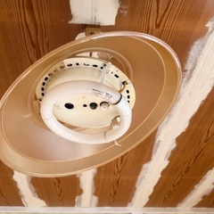 照明器具2個　無料の画像