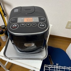 炊飯器の画像