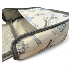 ハンギングポーチ ナマケモノ柄 美品 トラベルポーチ 便利 収納の画像