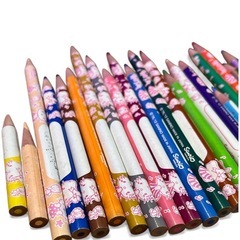 サンリオ SANRIO ハローキティ 色鉛筆21本set USED 金色 銀色の画像