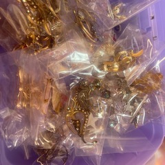 ブローチの画像