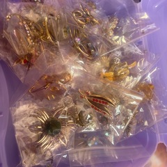 ブローチの画像