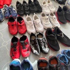 キッズスニーカーadidas   21cm 22cmの画像