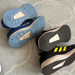 キッズスニーカーadidas   21cm 22cmの画像