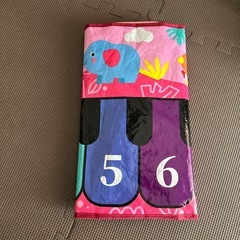 知育玩具　鍵盤の画像