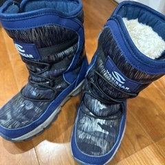 22センチ　スノーブーツ　内側もこもこ　の画像