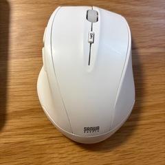 ワイヤレスキーボード(マウス付き)の画像