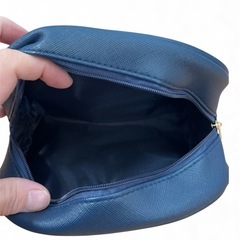 青いポーチ 金色ファスナー 新品 ネイビーの画像