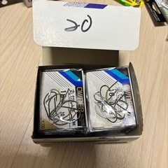 釣り針　多数の画像