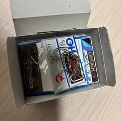 釣り針　多数の画像