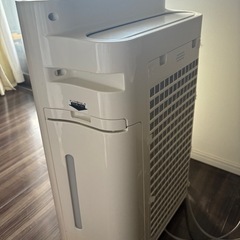 加湿空気清浄機 KC-F70-W SHARPの画像
