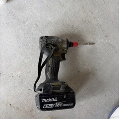 マキタ18Vインパクト本体のみ
の画像