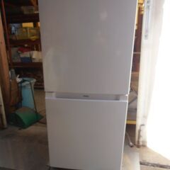 648＞　中古　Haier　冷蔵庫　JR-NF121B　2023...