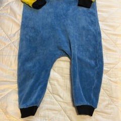 ミニオン　モコモコ　オールインワン　子供の画像