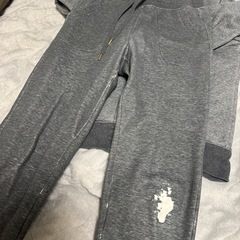 ユニクロ 裏起毛スウェット上下セット グレーの画像