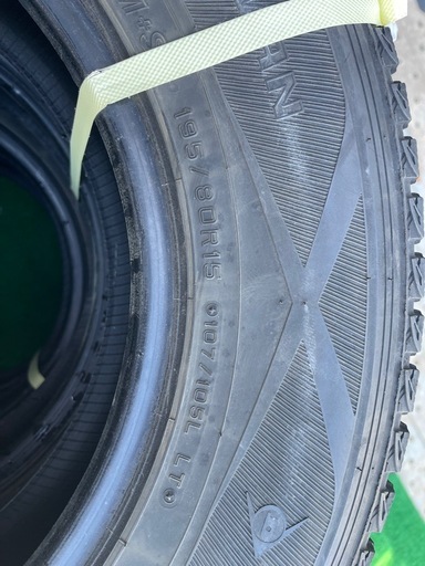 スタッドレス195\80r15