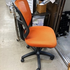 O2512-408 昇降オフィスチェア オレンジ 中古美品の画像