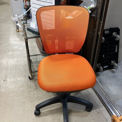 O2512-408 昇降オフィスチェア オレンジ 中古美品