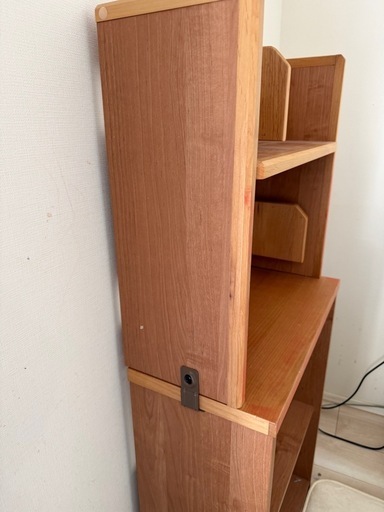 本棚美品ディスプレイラック (らら) 八千代緑が丘の収納家具《本棚》の