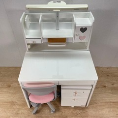 クロガネ学習机白 女の子 ハート 収納棚付きの画像