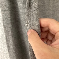 アンタイトルのビジューカーディガンの画像