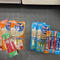 猫ちゃんちゅ〜ると砂
の画像