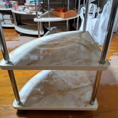 麻雀で使ってたサイドテーブルです。の画像