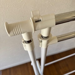 商談中/ハンガーラックの画像