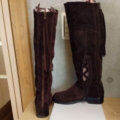 ロングブーツ  本革スエード　ブーツキーパー付　size35(22.5)の画像