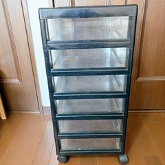 書類収納の画像