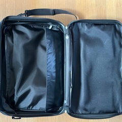 大きめのビジネスバッグの画像